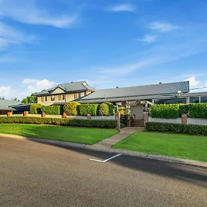 4* Motel Ambassador On Ruthven